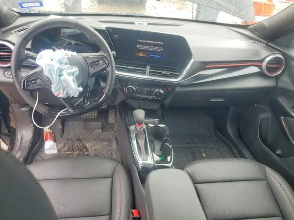 KL77LJEP2SC322543 2025 CHEVROLET TRAX - Image 8
