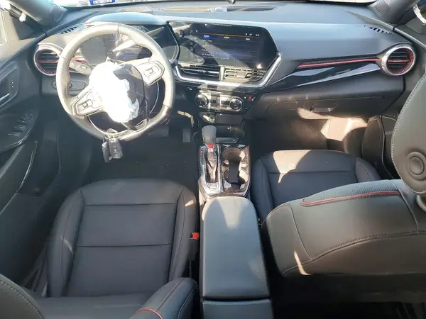 KL77LJEP2TC026214 2026 CHEVROLET TRAX - Image 8