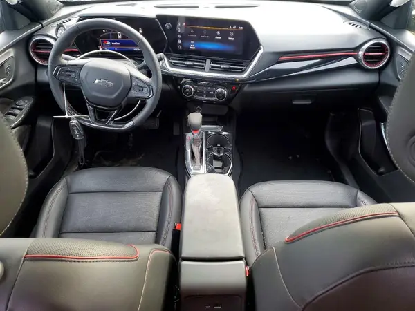 KL77LJEP3SC080944 2025 CHEVROLET TRAX - Image 8