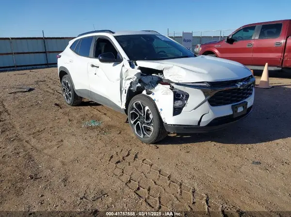 KL77LJEP3SC090888 2025 CHEVROLET TRAX - Image 1