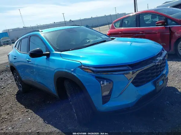 KL77LJEP3SC111433 2025 CHEVROLET TRAX - Image 1