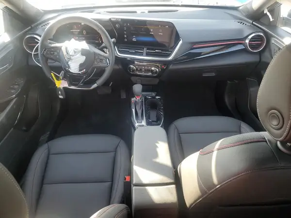 KL77LJEP3SC297409 2025 CHEVROLET TRAX - Image 8