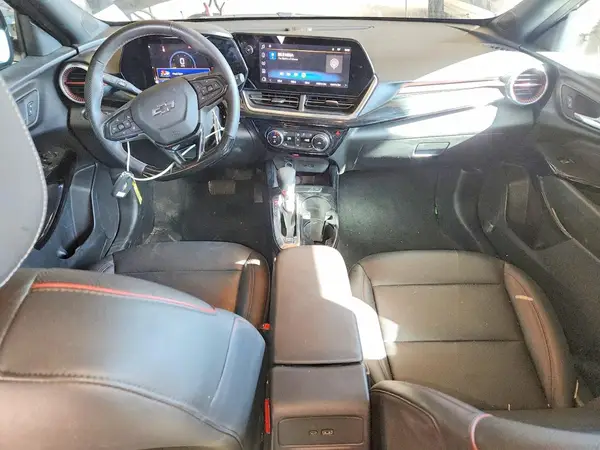 KL77LJEP3SC307095 2025 CHEVROLET TRAX - Image 8