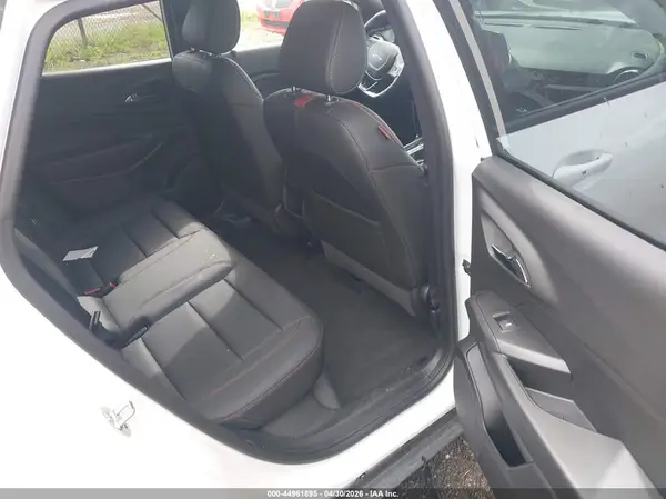 KL77LJEP3SC317397 2025 CHEVROLET TRAX - Image 8