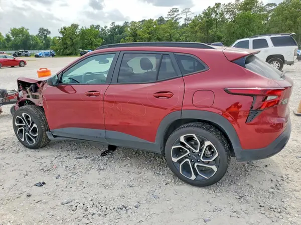 KL77LJEP4SC005945 2025 CHEVROLET TRAX - Image 2