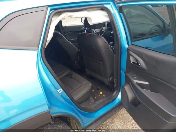 KL77LJEP4SC093959 2025 CHEVROLET TRAX - Image 8
