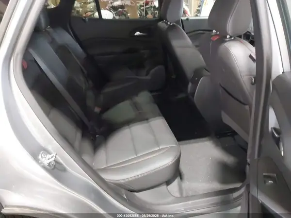 KL77LJEP4SC095601 2025 CHEVROLET TRAX - Image 8