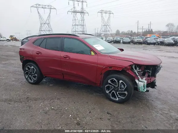 KL77LJEP4SC096814 2025 CHEVROLET TRAX - Image 1