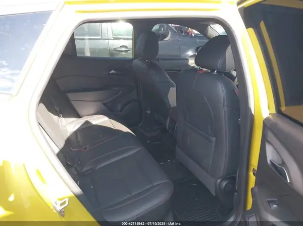 KL77LJEP4SC100408 2025 CHEVROLET TRAX - Image 8