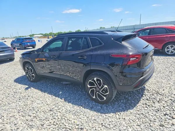 KL77LJEP4SC167140 2025 CHEVROLET TRAX - Image 2