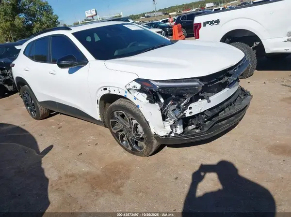 KL77LJEP4SC245948 2025 CHEVROLET TRAX - Image 1