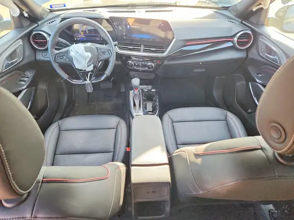 KL77LJEP4SC247795 2025 CHEVROLET TRAX - Image 8