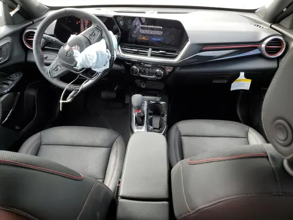 KL77LJEP4SC281476 2025 CHEVROLET TRAX - Image 8
