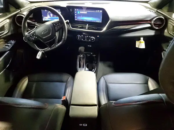 KL77LJEP4SC309809 2025 CHEVROLET TRAX - Image 8