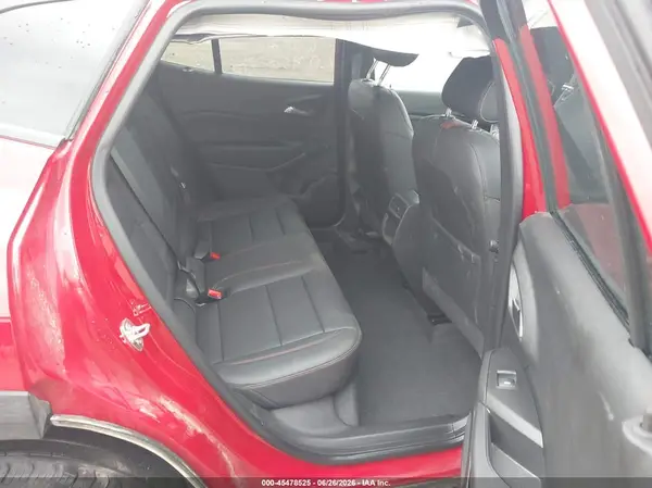 KL77LJEP4TC028255 2026 CHEVROLET TRAX - Image 8
