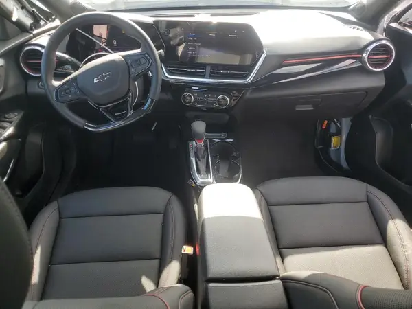 KL77LJEP4TC088746 2026 CHEVROLET TRAX - Image 8