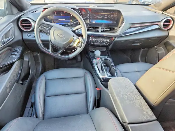KL77LJEP5SC000348 2025 CHEVROLET TRAX - Image 8