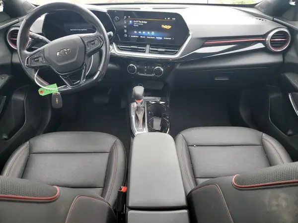 KL77LJEP5SC004903 2025 CHEVROLET TRAX - Image 8
