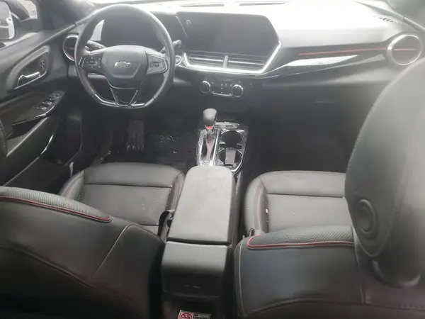 KL77LJEP5SC013438 2025 CHEVROLET TRAX - Image 8