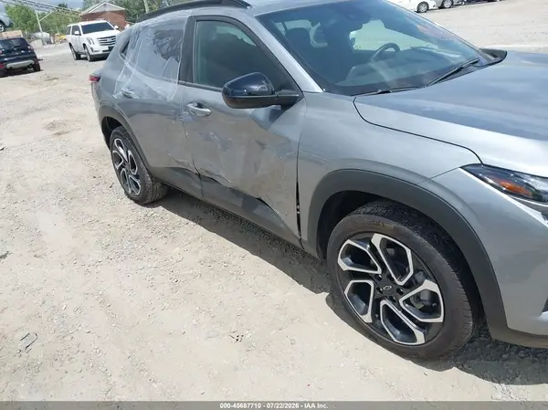 2025 CHEVROLET TRAX IAAI lot 45687710 auction photo 6