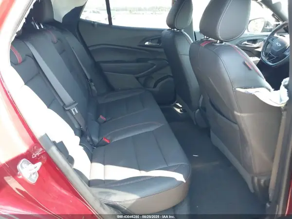 KL77LJEP5SC045547 2025 CHEVROLET TRAX - Image 8