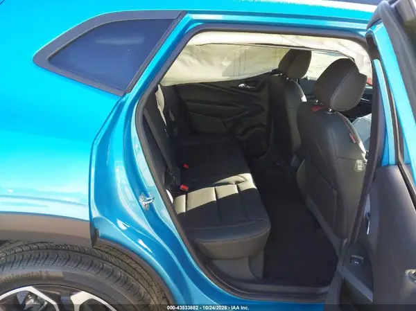 KL77LJEP5SC069959 2025 CHEVROLET TRAX - Image 8