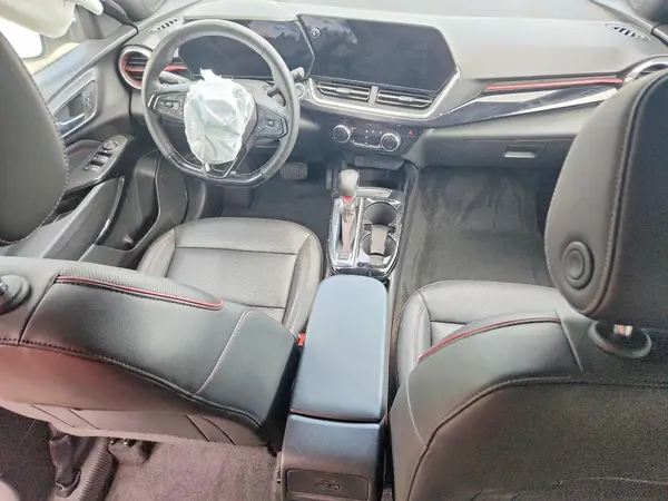 KL77LJEP5SC095171 2025 CHEVROLET TRAX - Image 8