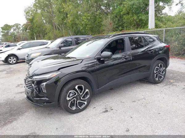 KL77LJEP5SC098314 2025 CHEVROLET TRAX - Image 2
