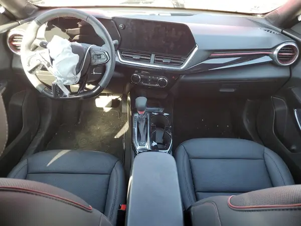 KL77LJEP5SC116682 2025 CHEVROLET TRAX - Image 8
