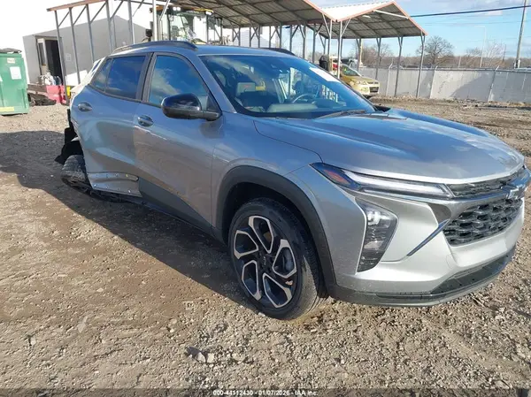 KL77LJEP5SC128329 2025 CHEVROLET TRAX - Image 1