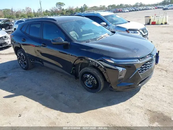 KL77LJEP5SC145955 2025 CHEVROLET TRAX - Image 1