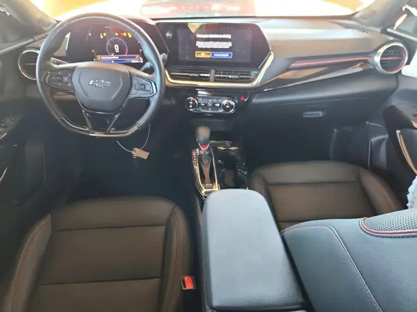 KL77LJEP5SC223893 2025 CHEVROLET TRAX - Image 8
