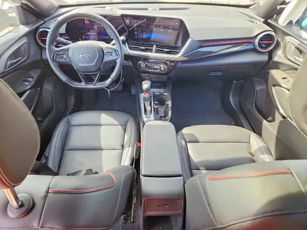 KL77LJEP5SC226745 2025 CHEVROLET TRAX - Image 8