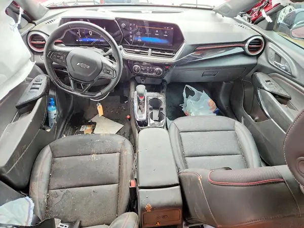 KL77LJEP5SC263505 2025 CHEVROLET TRAX - Image 8