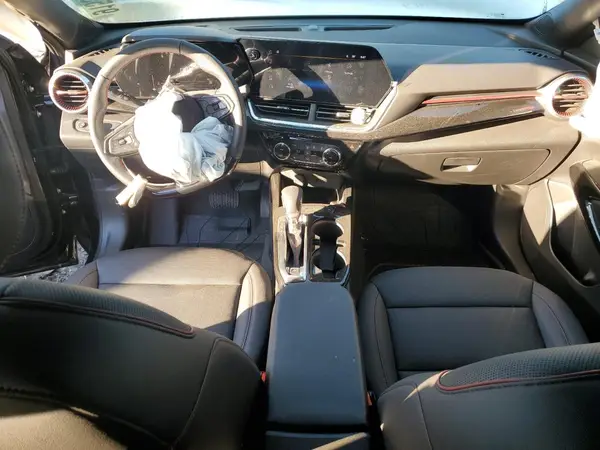 KL77LJEP5SC278585 2025 CHEVROLET TRAX - Image 8