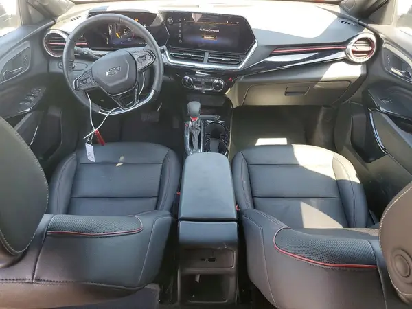 KL77LJEP5SC288601 2025 CHEVROLET TRAX - Image 8