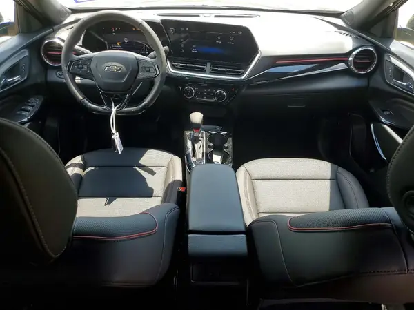 KL77LJEP5TC117042 2026 CHEVROLET TRAX - Image 8