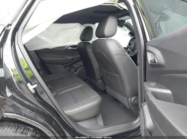 KL77LJEP6SC011133 2025 CHEVROLET TRAX - Image 8