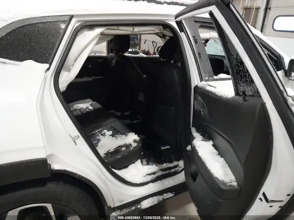 KL77LJEP6SC019958 2025 CHEVROLET TRAX - Image 8