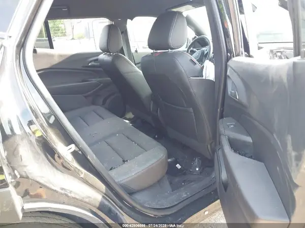 KL77LJEP6SC020656 2025 CHEVROLET TRAX - Image 8