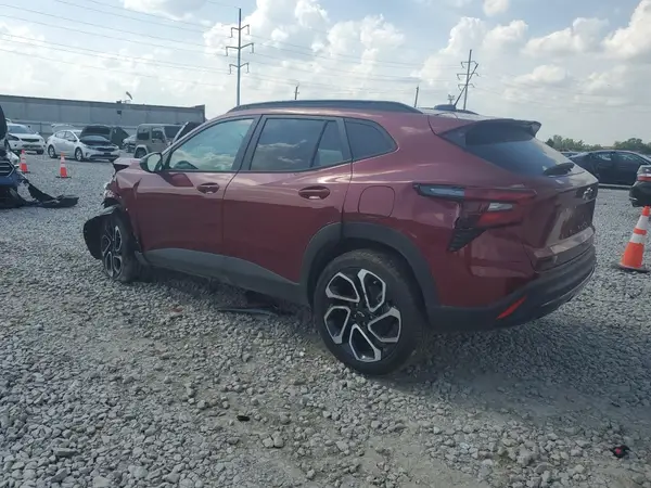 KL77LJEP6SC021001 2025 CHEVROLET TRAX - Image 2