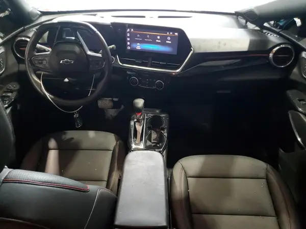 KL77LJEP6SC037831 2025 CHEVROLET TRAX - Image 8