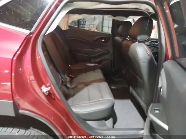 KL77LJEP6SC089699 2025 CHEVROLET TRAX - Image 8