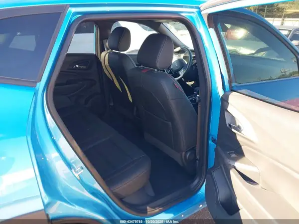 KL77LJEP6SC175255 2025 CHEVROLET TRAX - Image 8