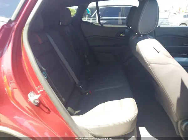 KL77LJEP6SC215995 2025 CHEVROLET TRAX - Image 8