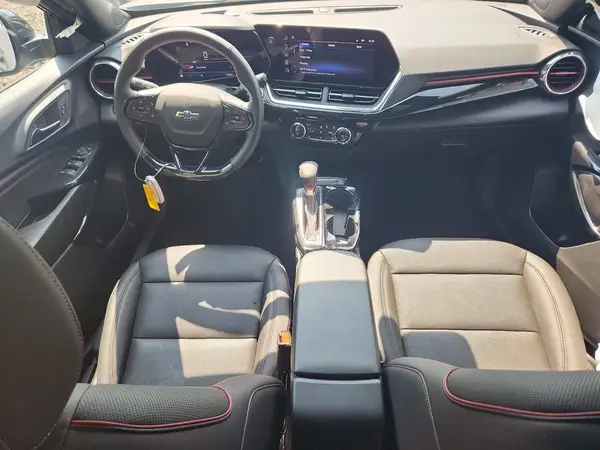 KL77LJEP6SC224275 2025 CHEVROLET TRAX - Image 8