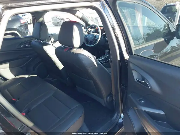 KL77LJEP6SC244963 2025 CHEVROLET TRAX - Image 8