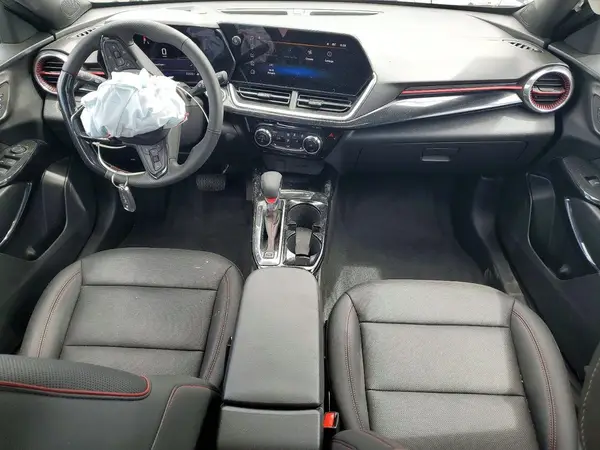 KL77LJEP6SC273282 2025 CHEVROLET TRAX - Image 8