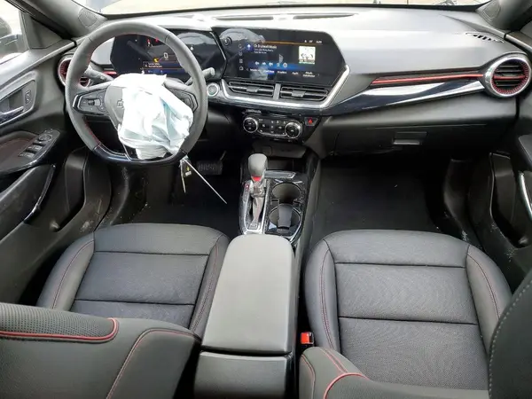 KL77LJEP6SC286968 2025 CHEVROLET TRAX - Image 8