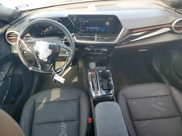 KL77LJEP6SC300884 2025 CHEVROLET TRAX - Image 8